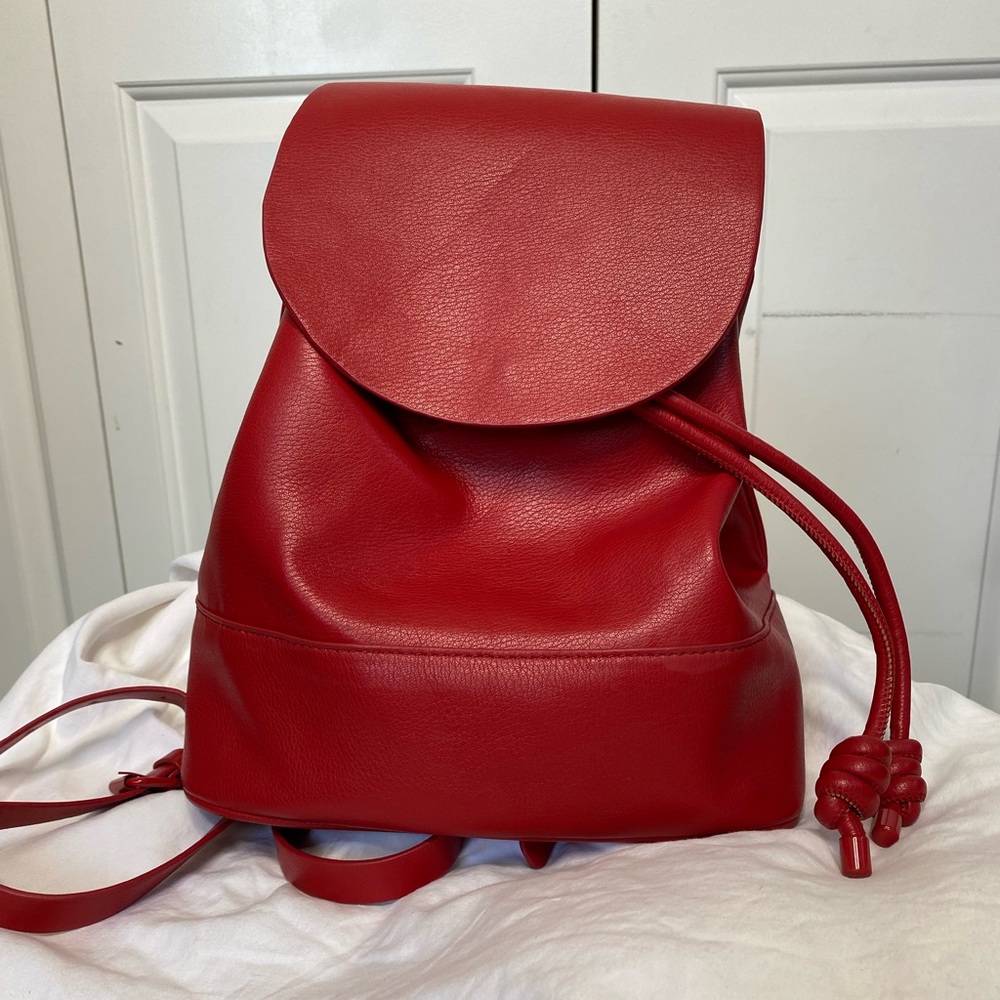 ZARA BACKPACK BAG USED !! Looks like new !!